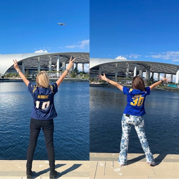 🏝️ Meet your Posher, Jamie 😎 - Picture 2 of 2